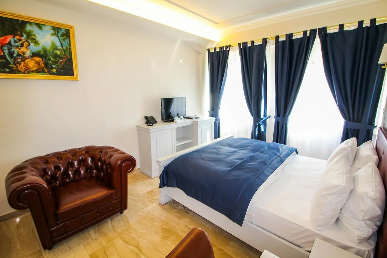 Grand Hotel Palladium Munich