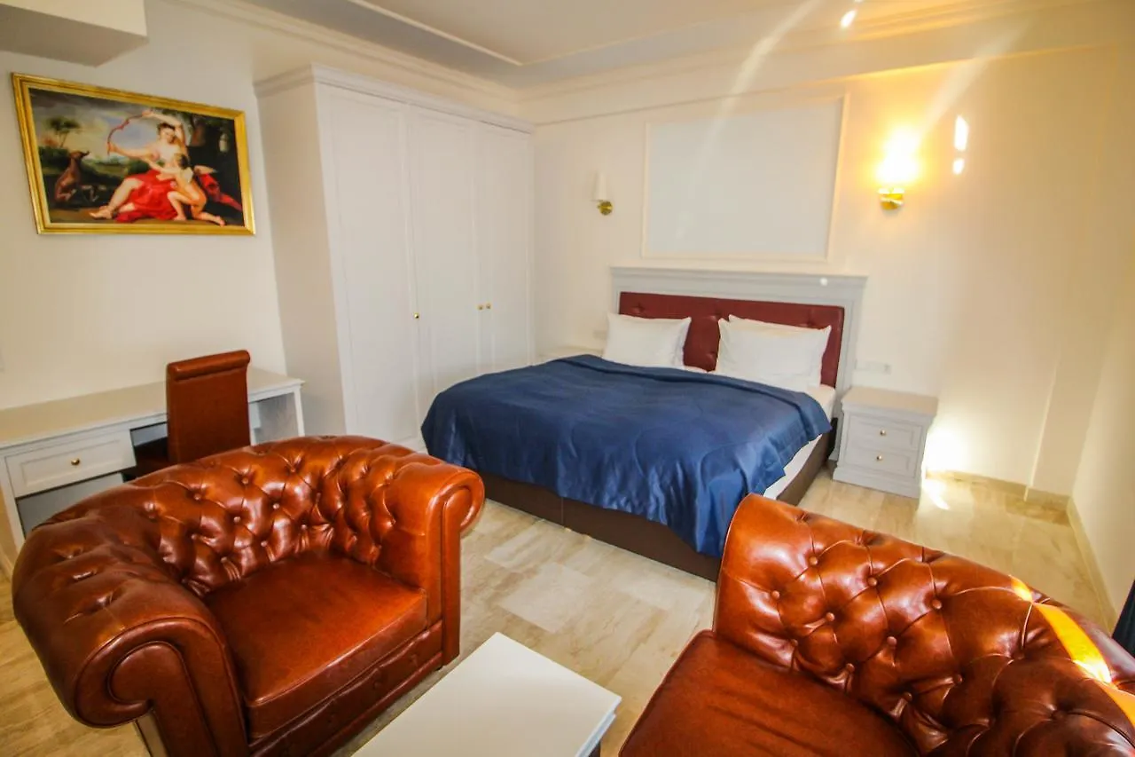 Grand Hotel Palladium Munich