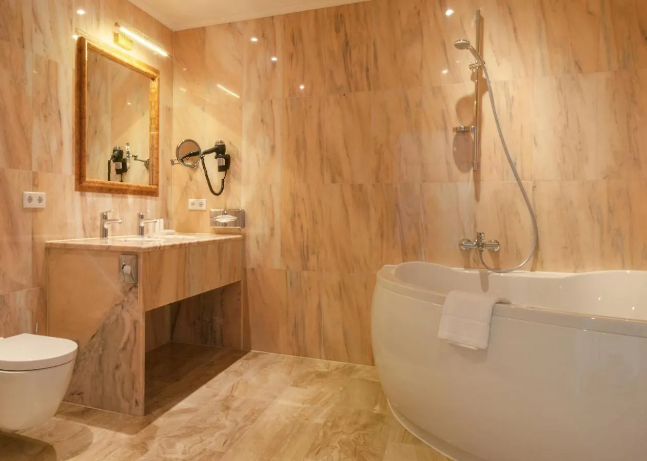 Grand Hotel Palladium Monachium 4*,  Niemcy
